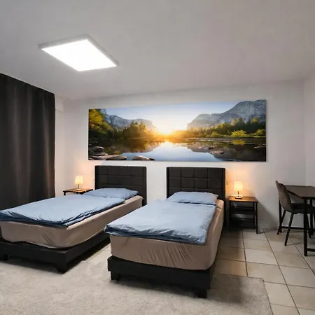 アパート Gaestehaus Ferienwohnung Wohnung#3 Juelich